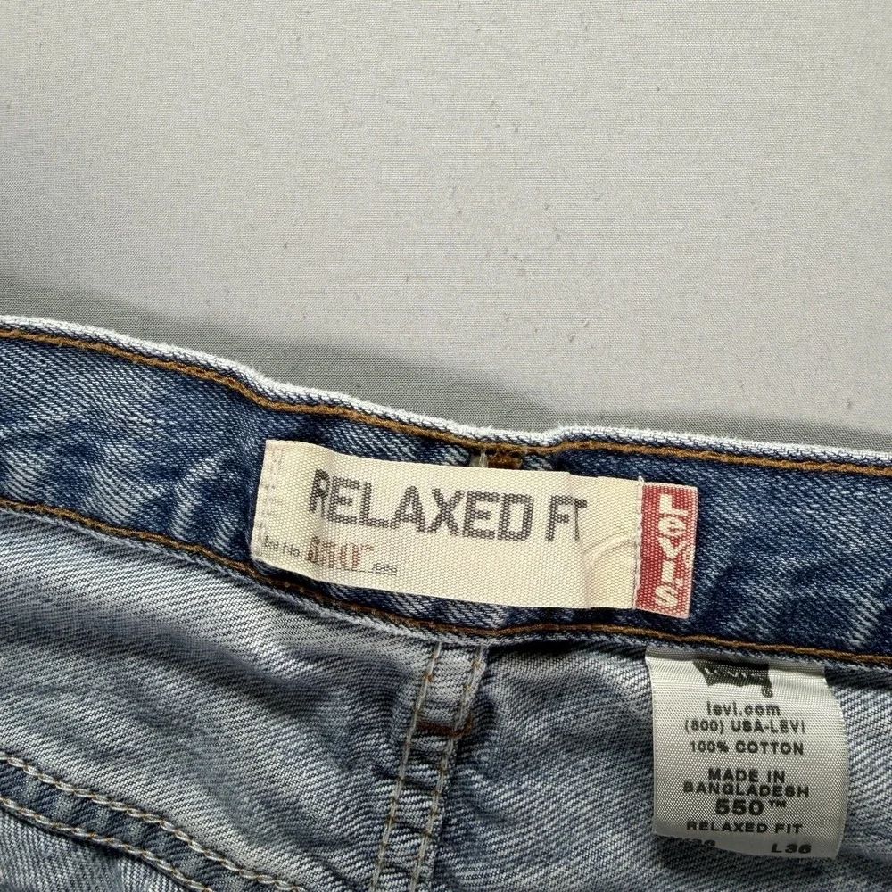 Vintage Y2K Levis Jeans Mens 36x36 (Fits 34x36) Light Wash Denim Relaxed Fit